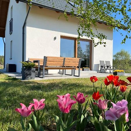 Dom Na Kaszubach "White House" Caloroczny Na Wylacznosc Stężyca Extérieur photo